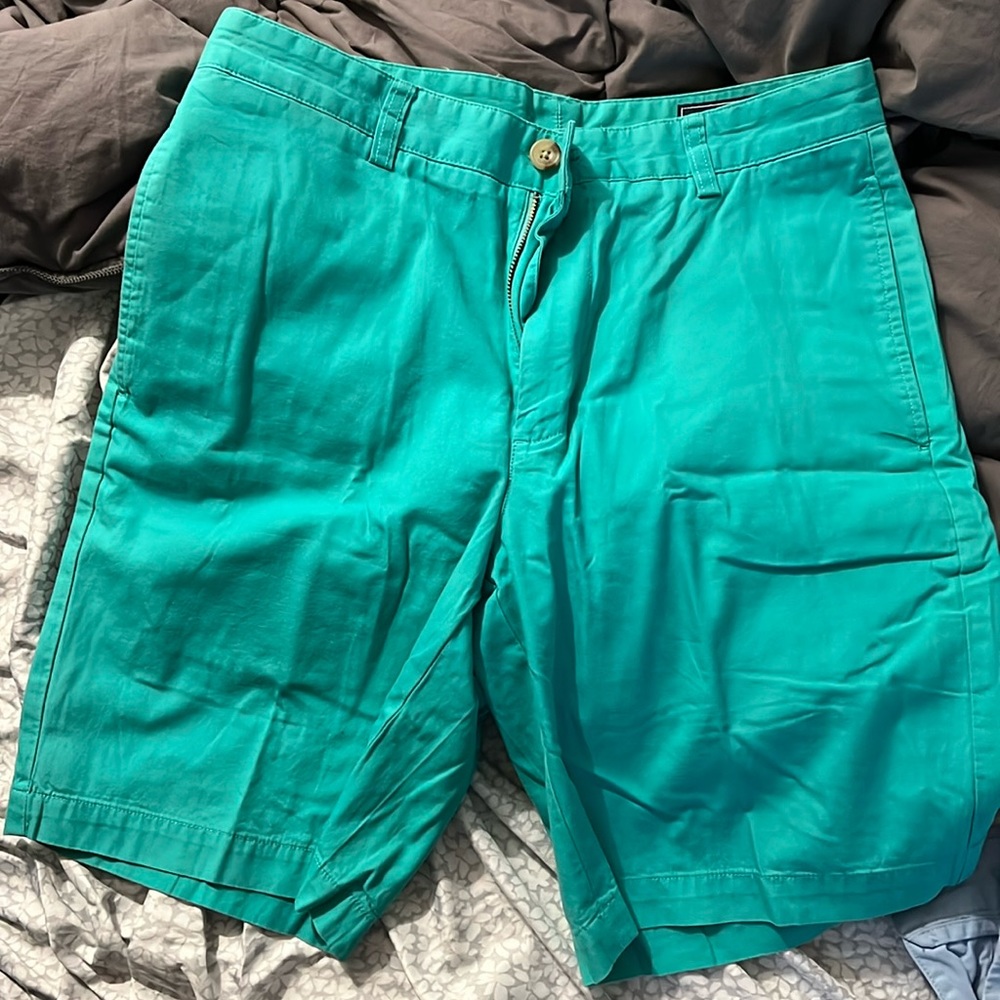 Green/teal Vineyard Vine shorts